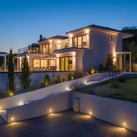 Villa Elegance Sinj Exterior foto